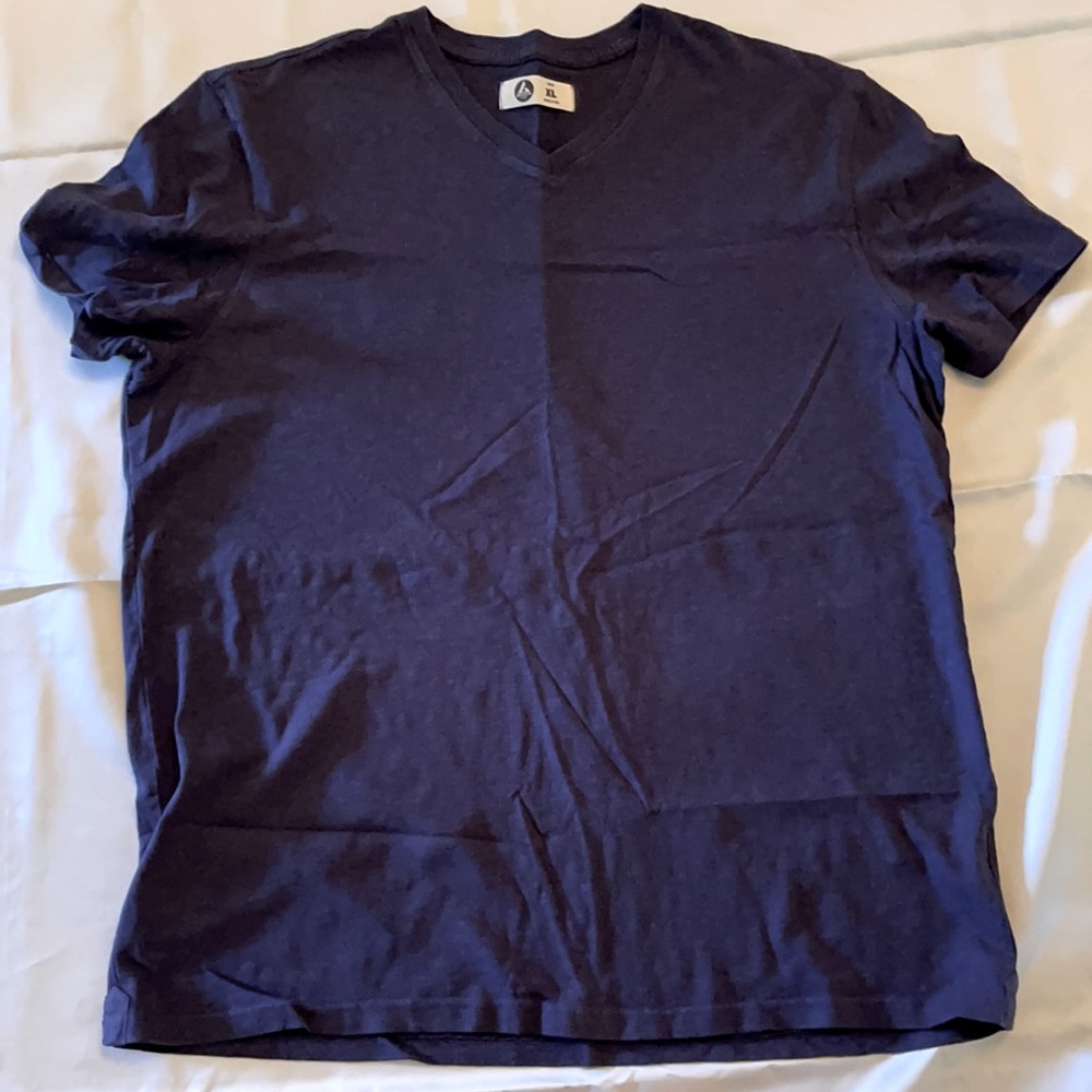 American Giant Vneck Tee - Navy XL